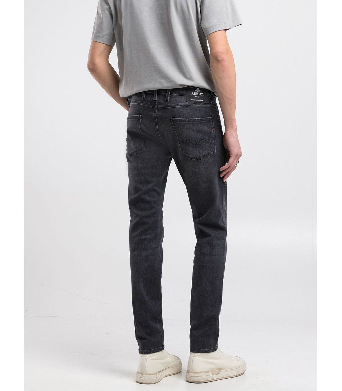 スリムフィットANBASSブラックパワーストレッチデニム｜REPLAY